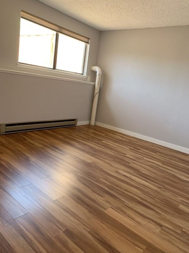 3207 Sumac St #2 - Photo 2 of 33