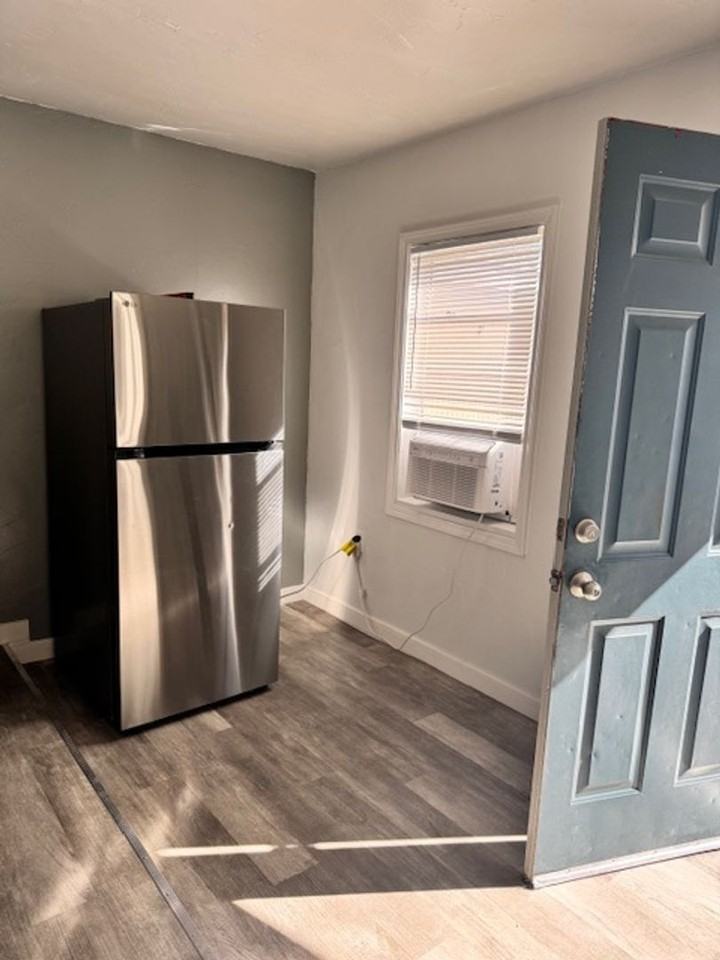 2246 $200 Free Rent off First Full Month - Photo 3 of 5