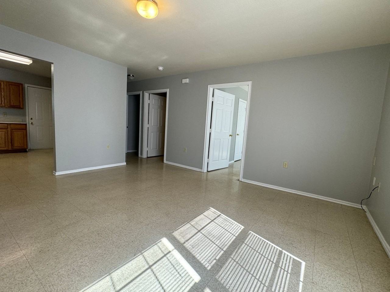 1801 Sw C Ave - Photo 7 of 8
