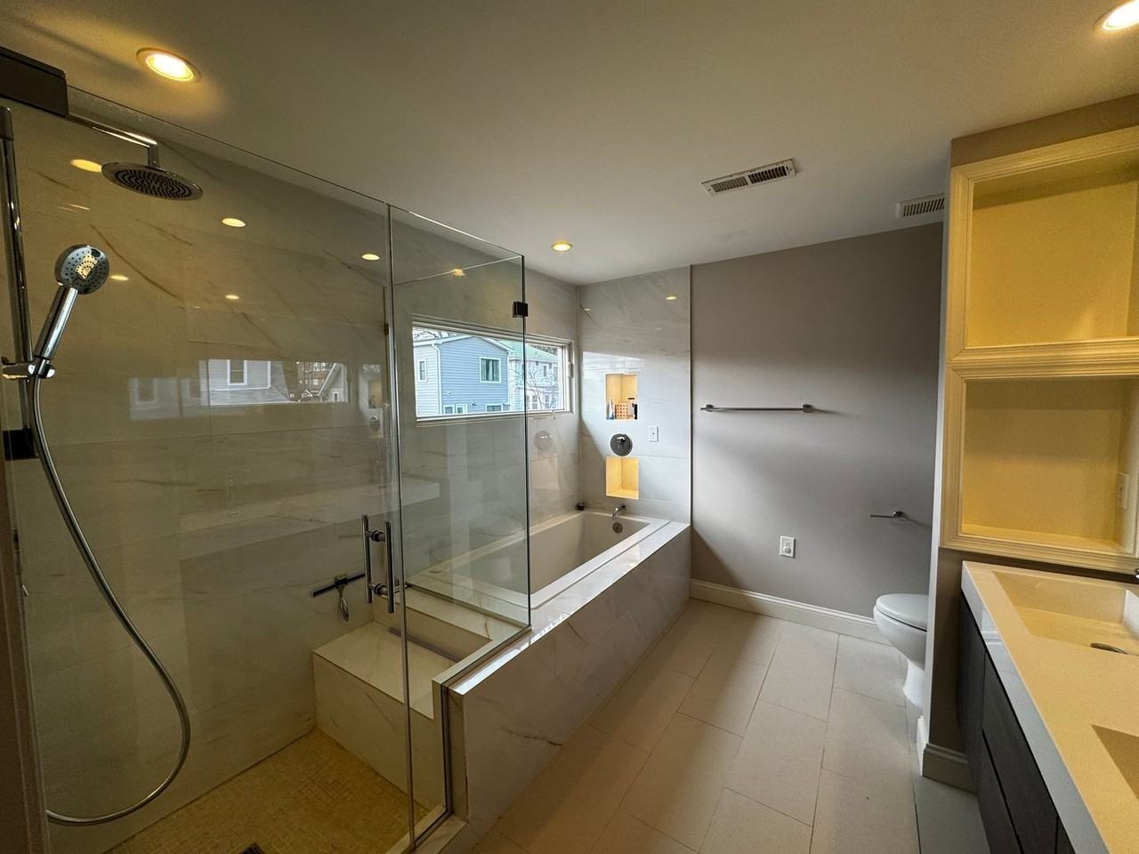 513 Whittier St Nw ##Nw - Photo 5 of 50