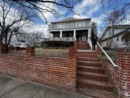 featured image of 513 Whittier St Nw ##Nw