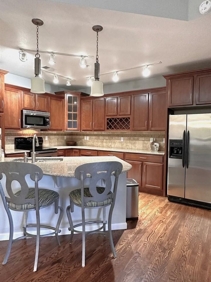 7865 Vallagio Ln #303 - Photo 6 of 29
