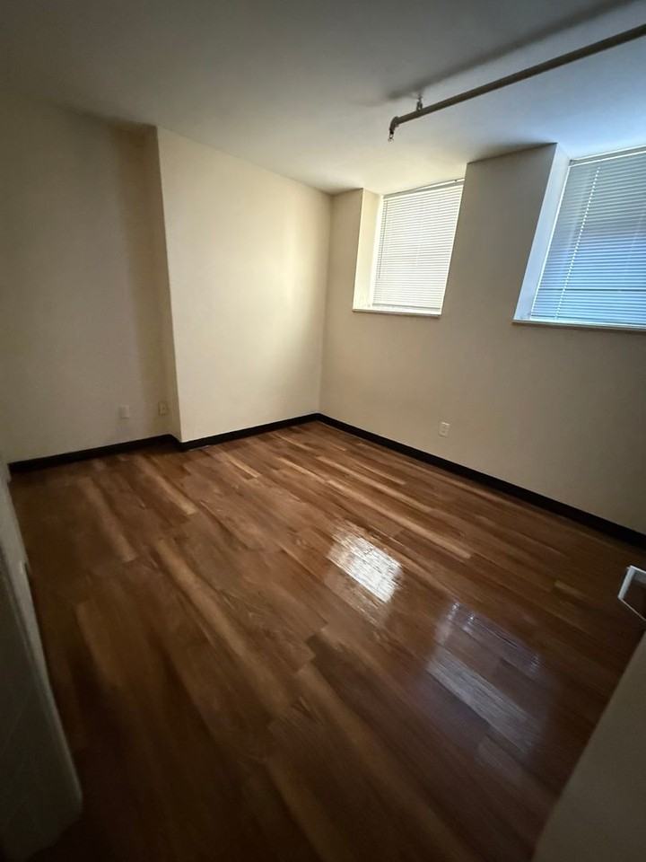 Gas City School Apartments - Photo 5 of 13