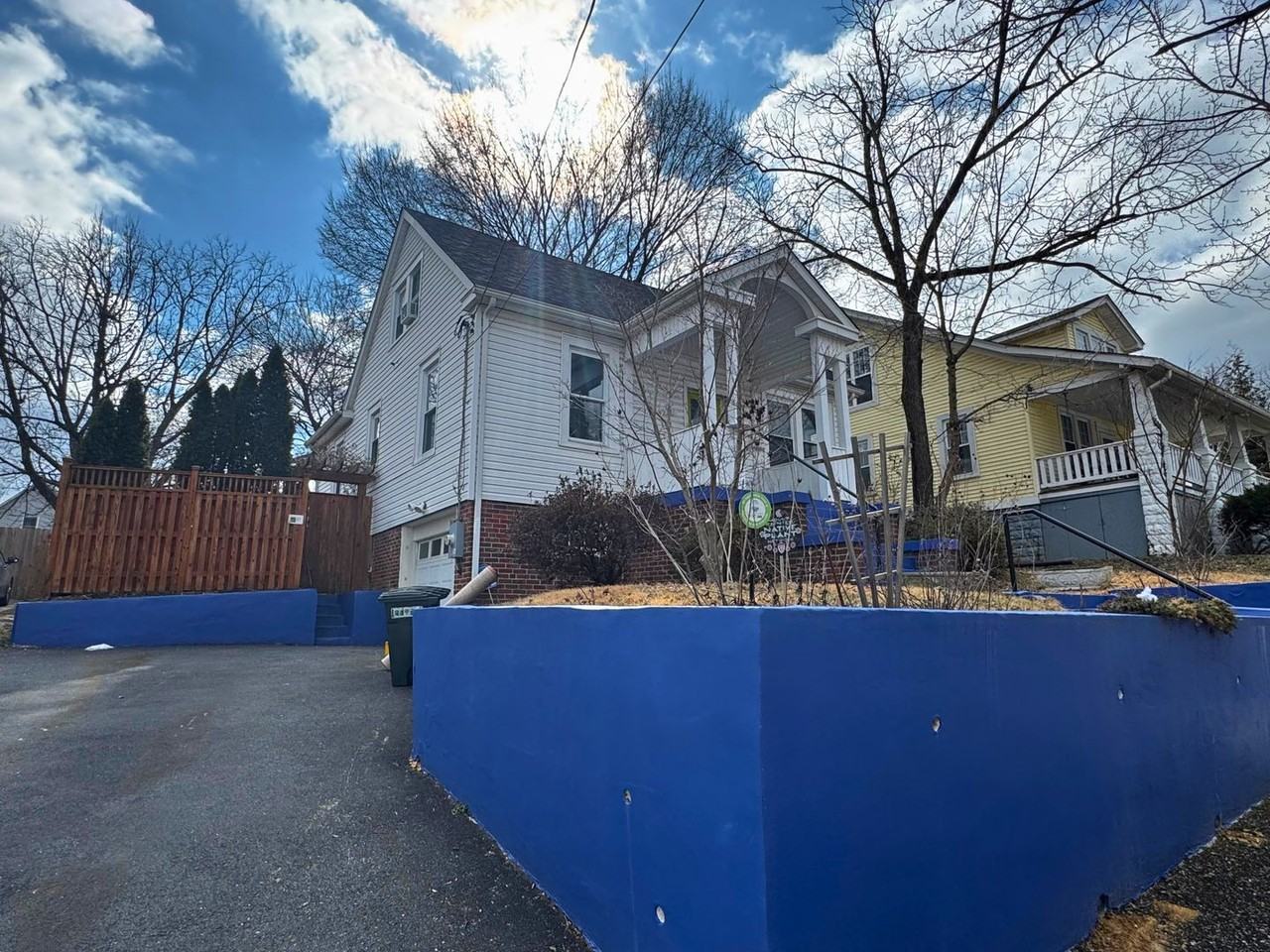 3211 Varnum St - Photo 2 of 39