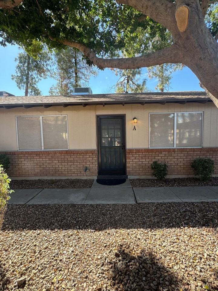 1172 E Vaughn St #A - Photo 2 of 14
