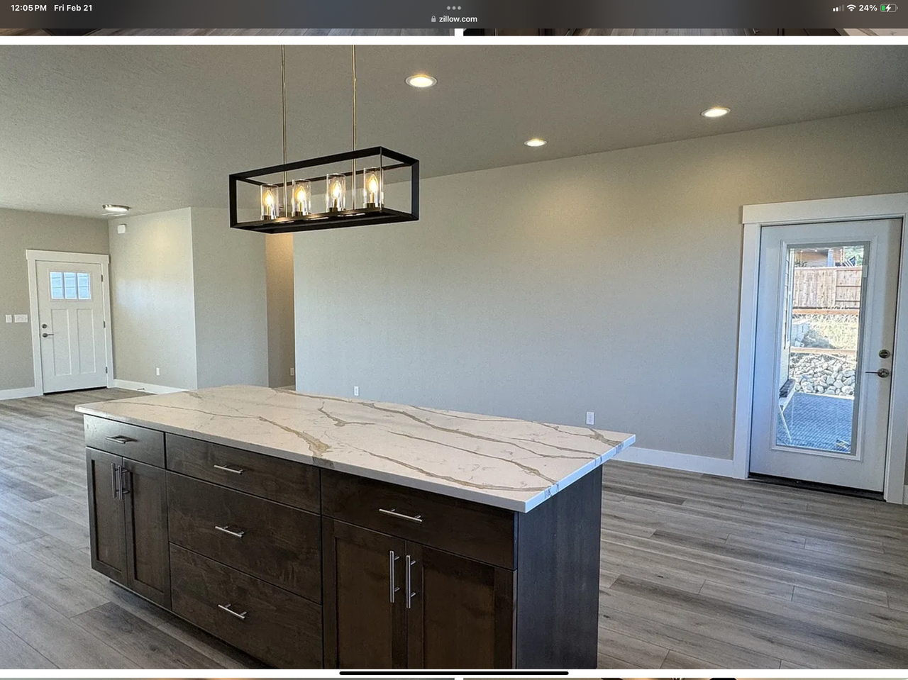101 Coles Valley St - Photo 6 of 9