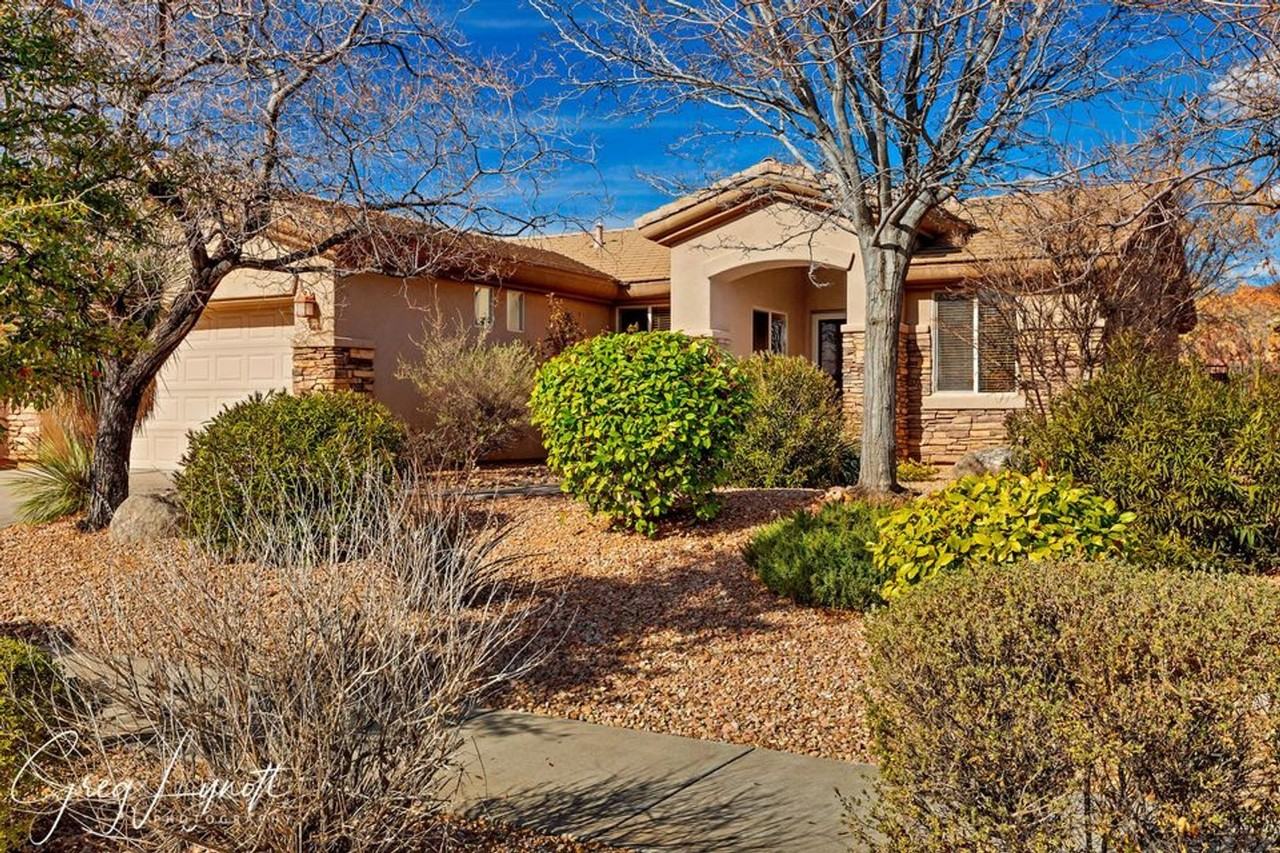 3343 E Willow Springs Dr - Photo 2 of 29