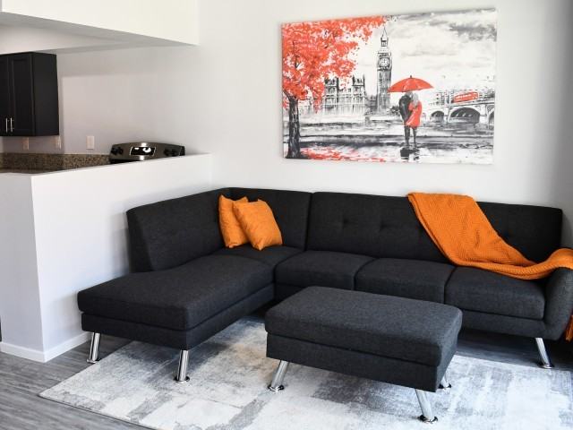 Tam Apartments - Photo 4 of 26