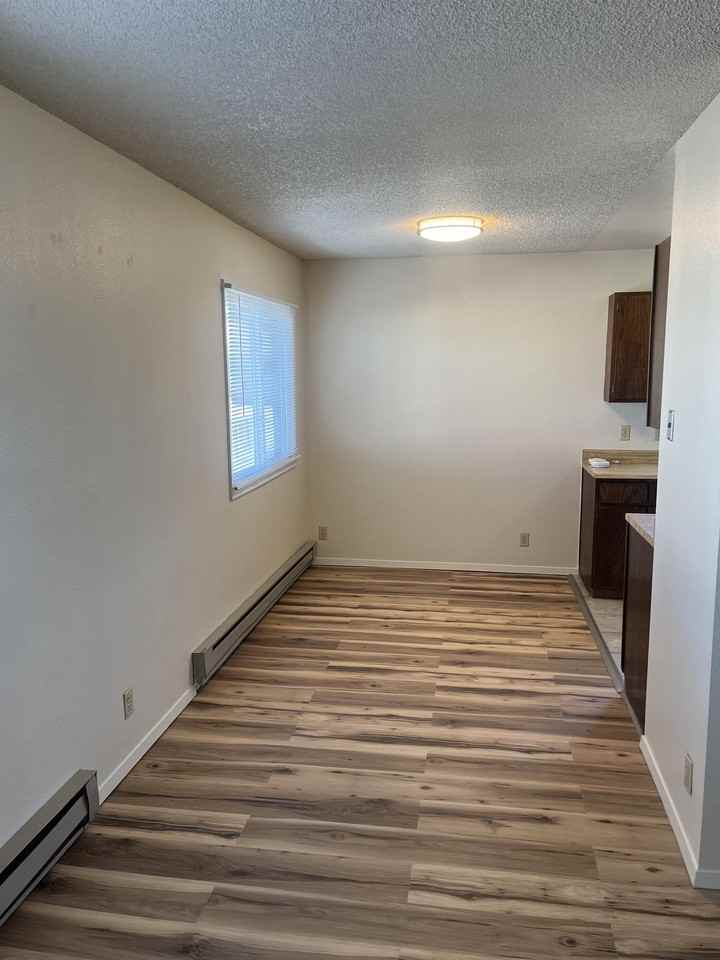 402 Miller Ln #5C - Photo 3 of 10