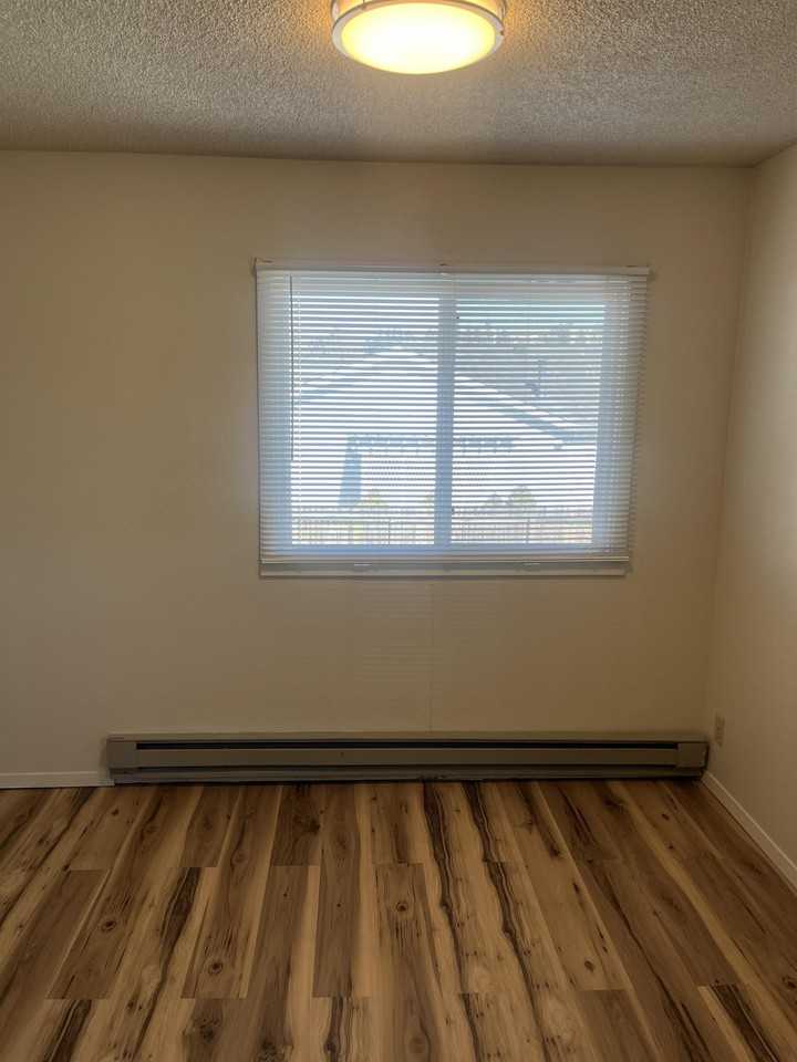 402 Miller Ln #5C - Photo 5 of 10