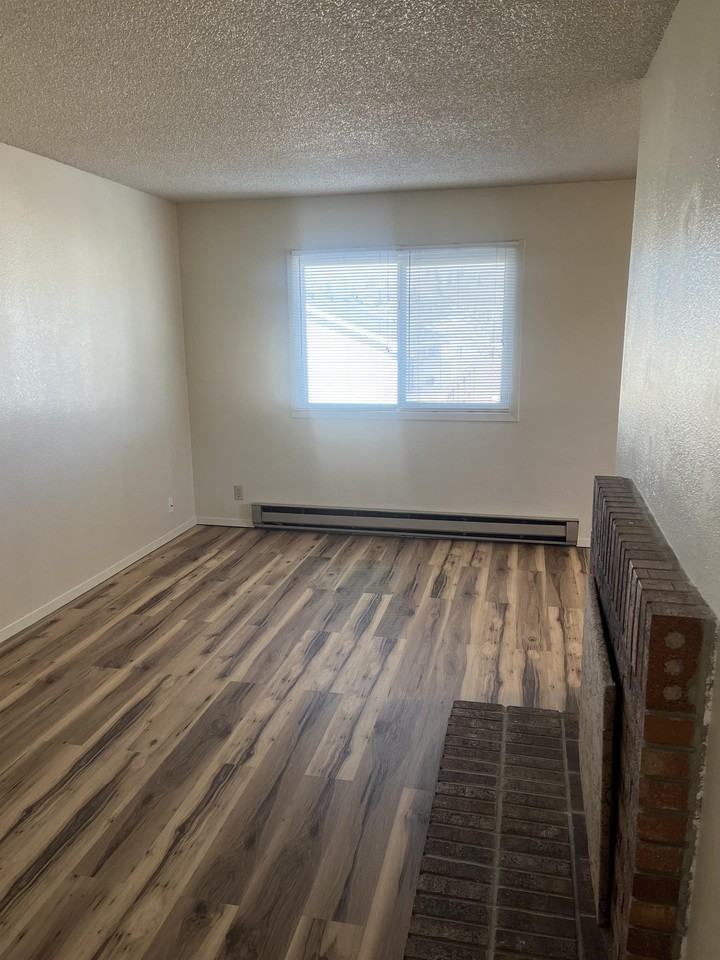 402 Miller Ln #5C - Photo 7 of 10