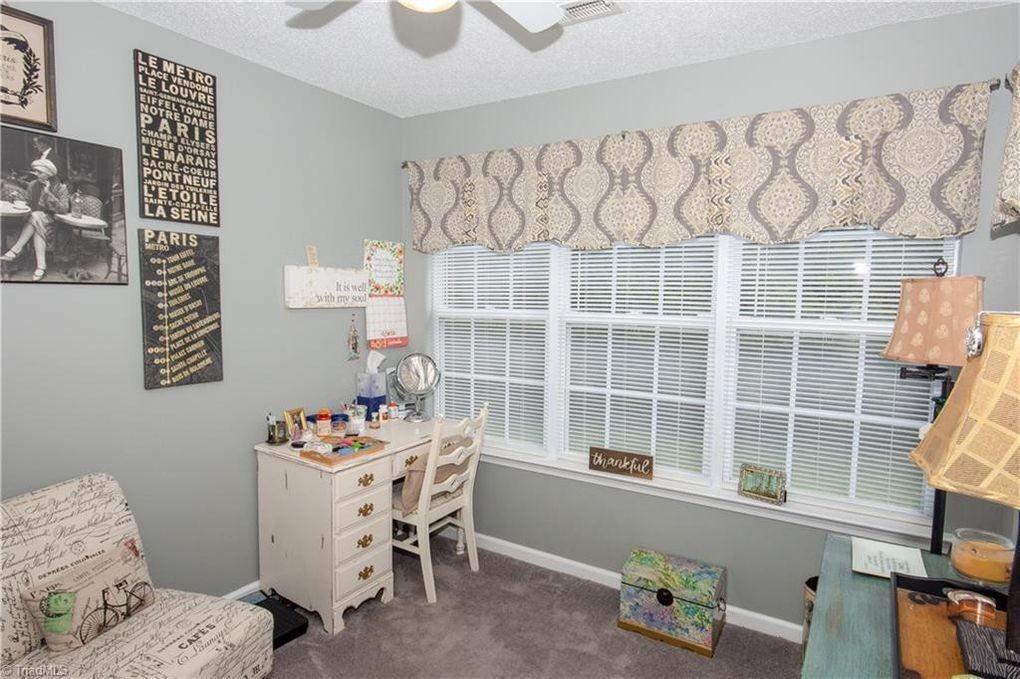 112 Brittany Way #1 - Photo 3 of 11