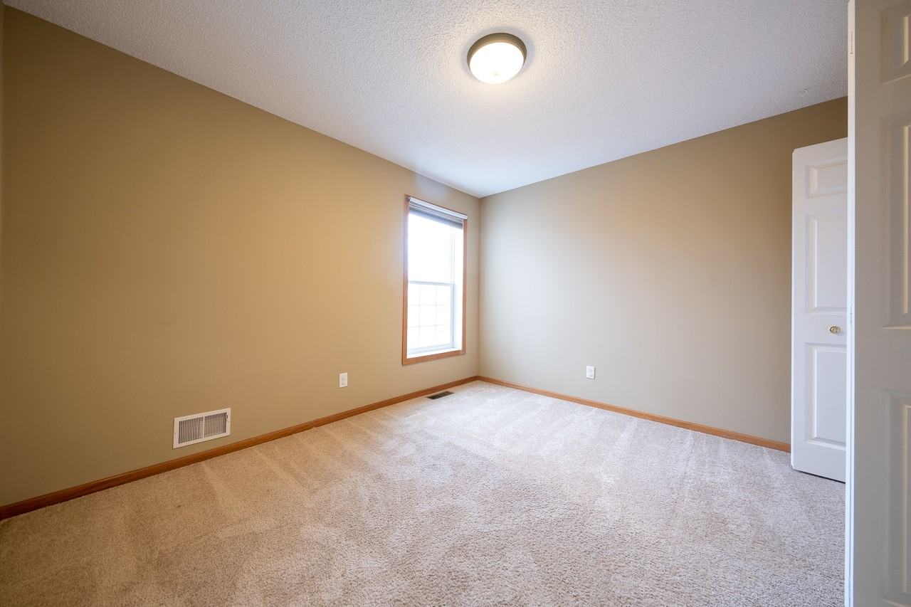 15645 Float Ct #1 - Photo 7 of 22