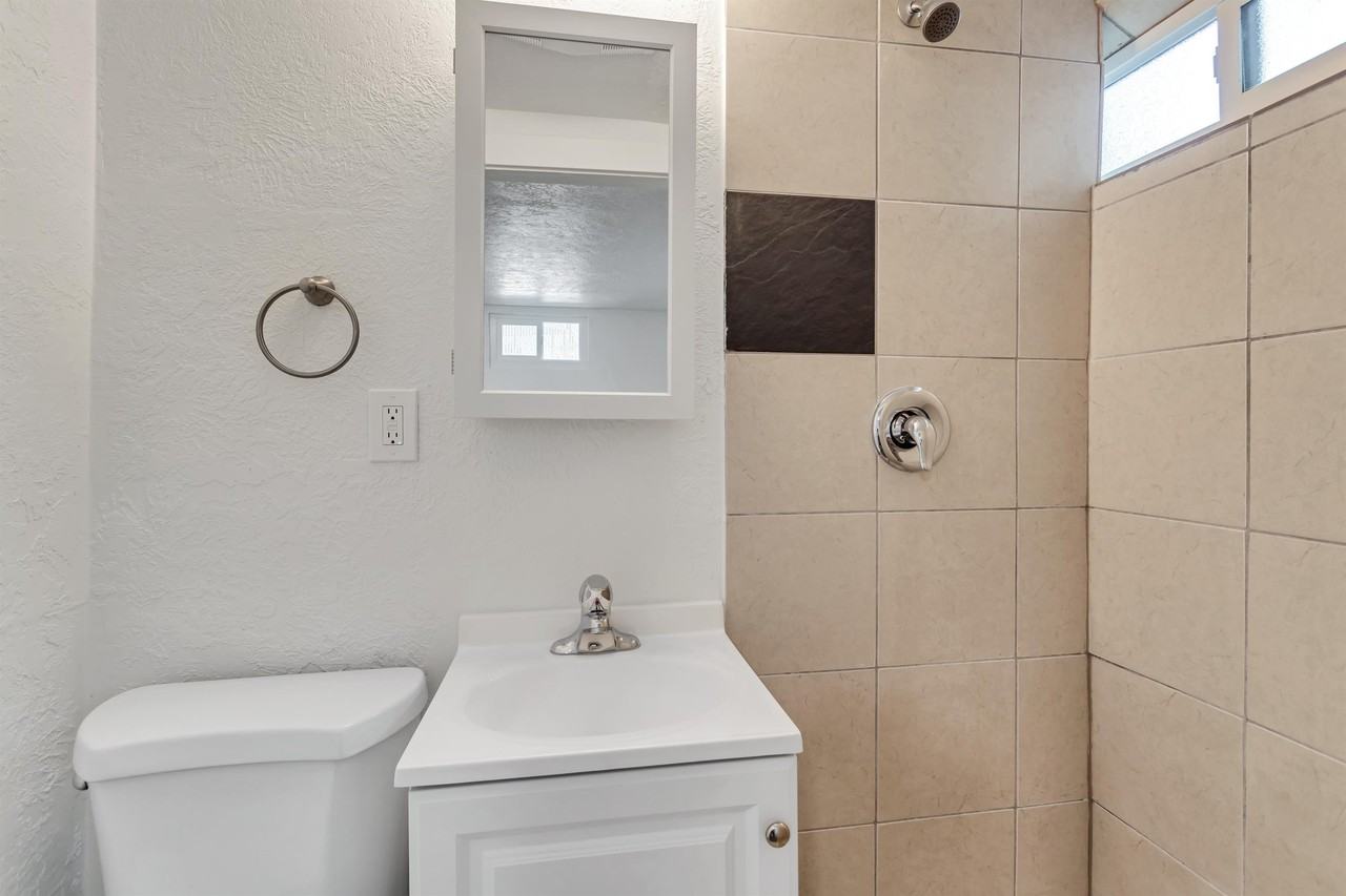 1326 East 1050 South Circle #C - Photo 7 of 12