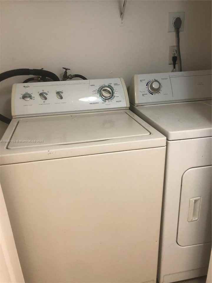 8353 Lake Dr #105 - Photo 6 of 22