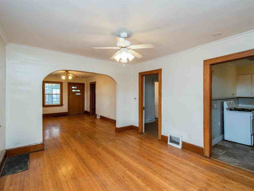 900 Center Point Rd Ne - Photo 2 of 30