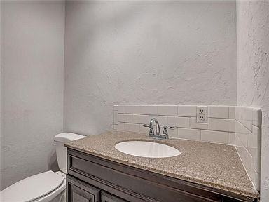 602 N Park Ave - Photo 3 of 29