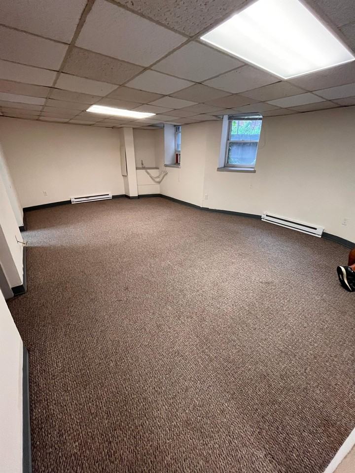 111 E Gorham St #4 - Photo 3 of 11