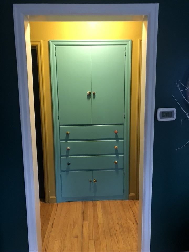 229 Burlington Ave - Photo 2 of 11