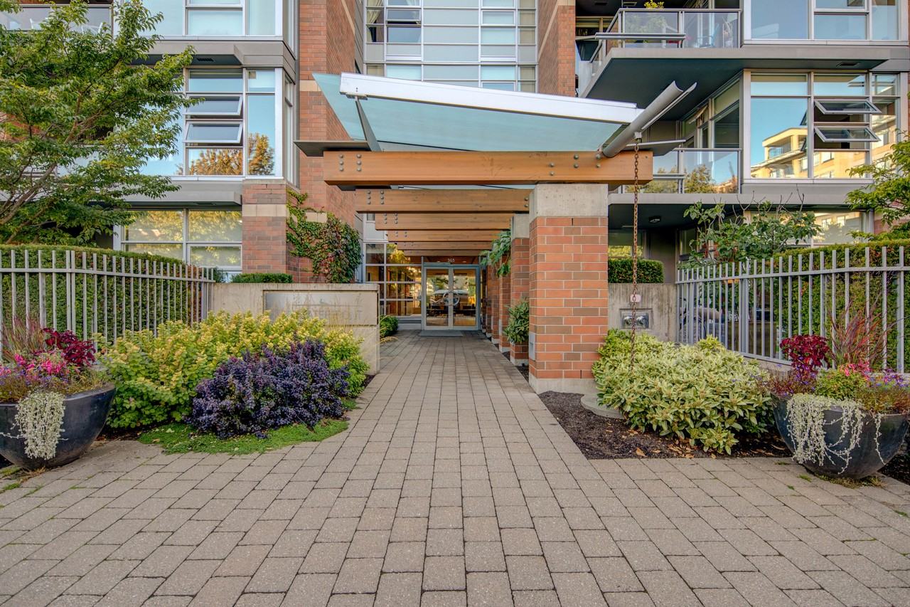 365 Waterfront Crescent #407 - Photo 2 of 17