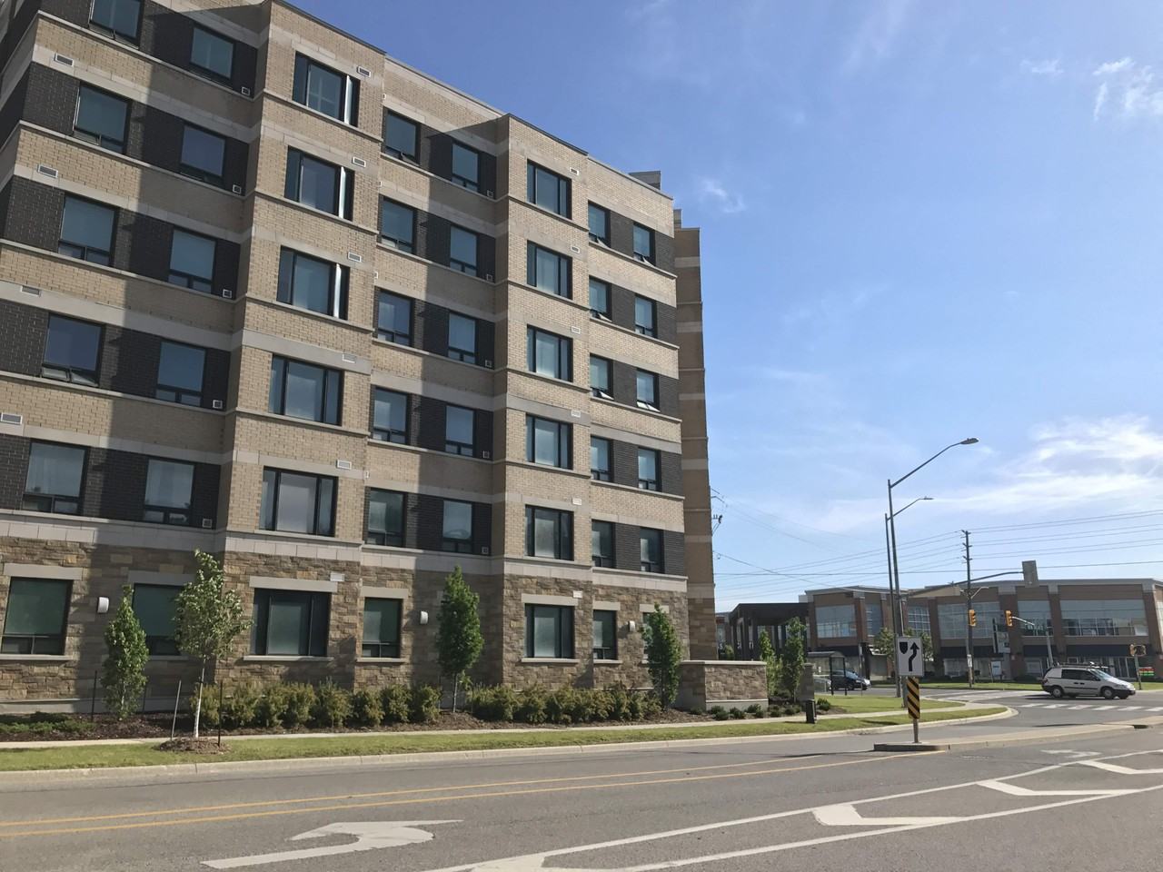 Aqualuna - Photo 2 of 32