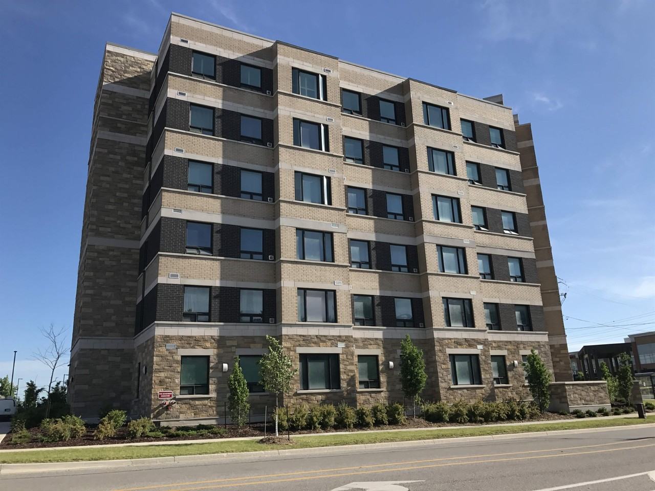 Aqualuna - Photo 3 of 32