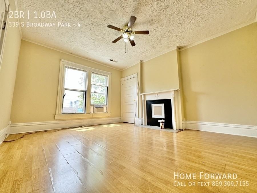 339 S Broadway Park #4 - Photo 3 of 14