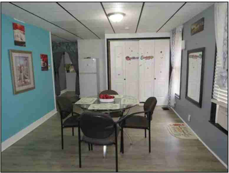 1612 Mack Ave - Photo 2 of 16