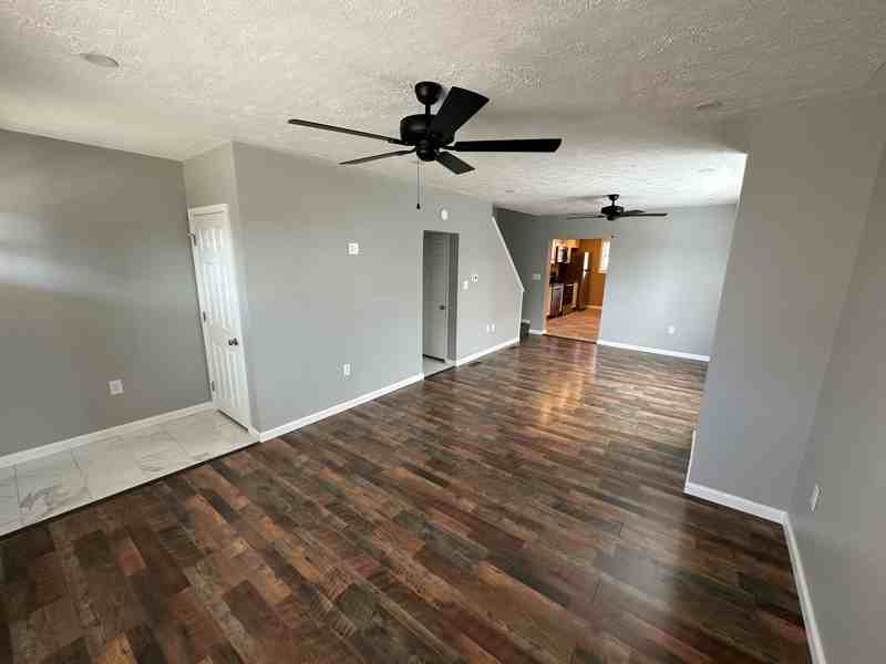 502 Pancoast St - Photo 3 of 15