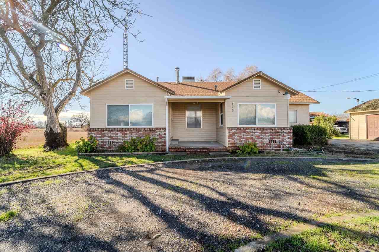 2585 Azevedo Ave - Photo 2 of 22