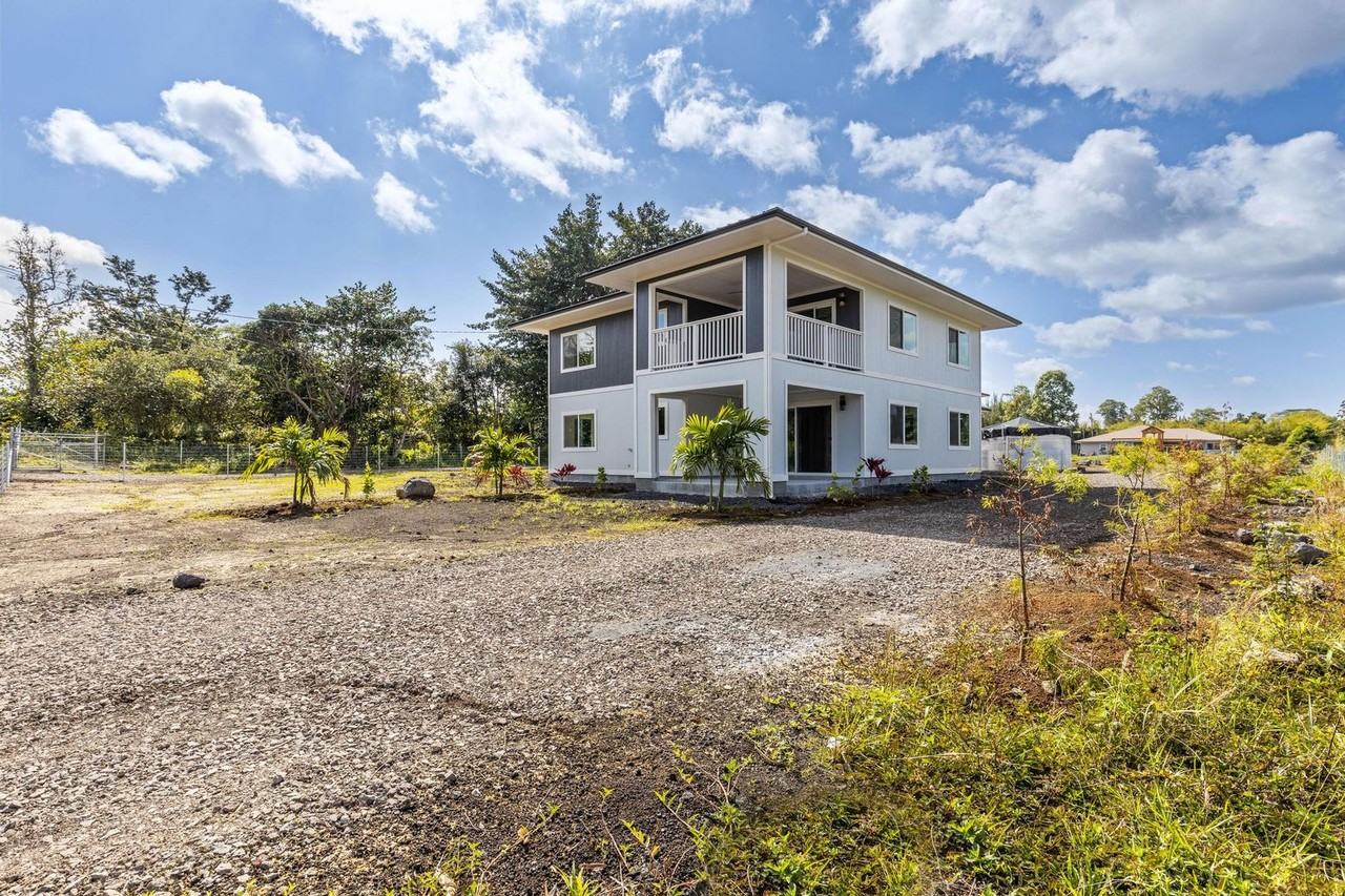 15-1398 13th Avenue - Photo 2 of 22