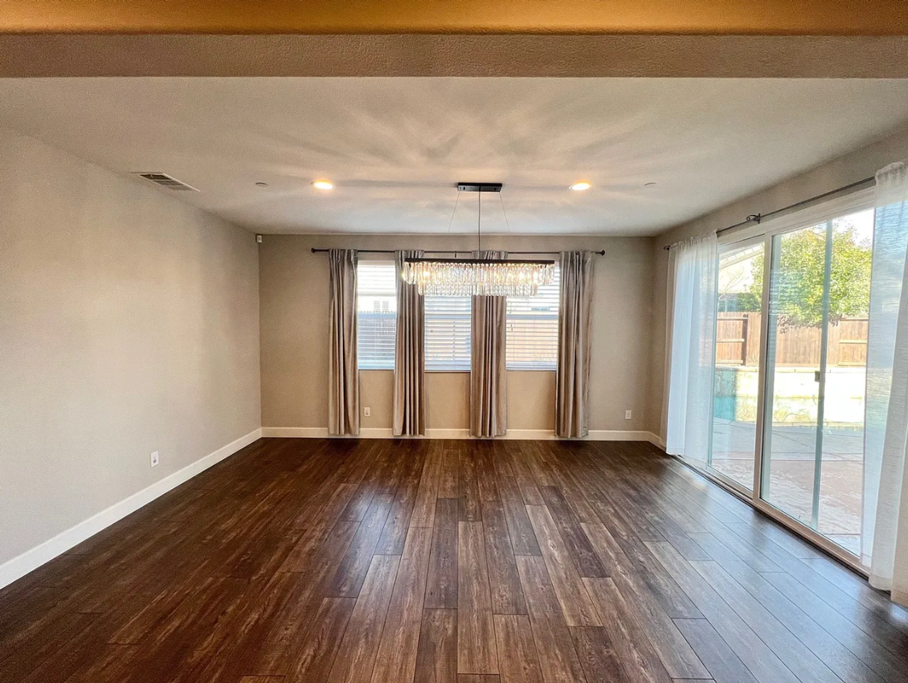 3105 Octave Ave - Photo 6 of 24