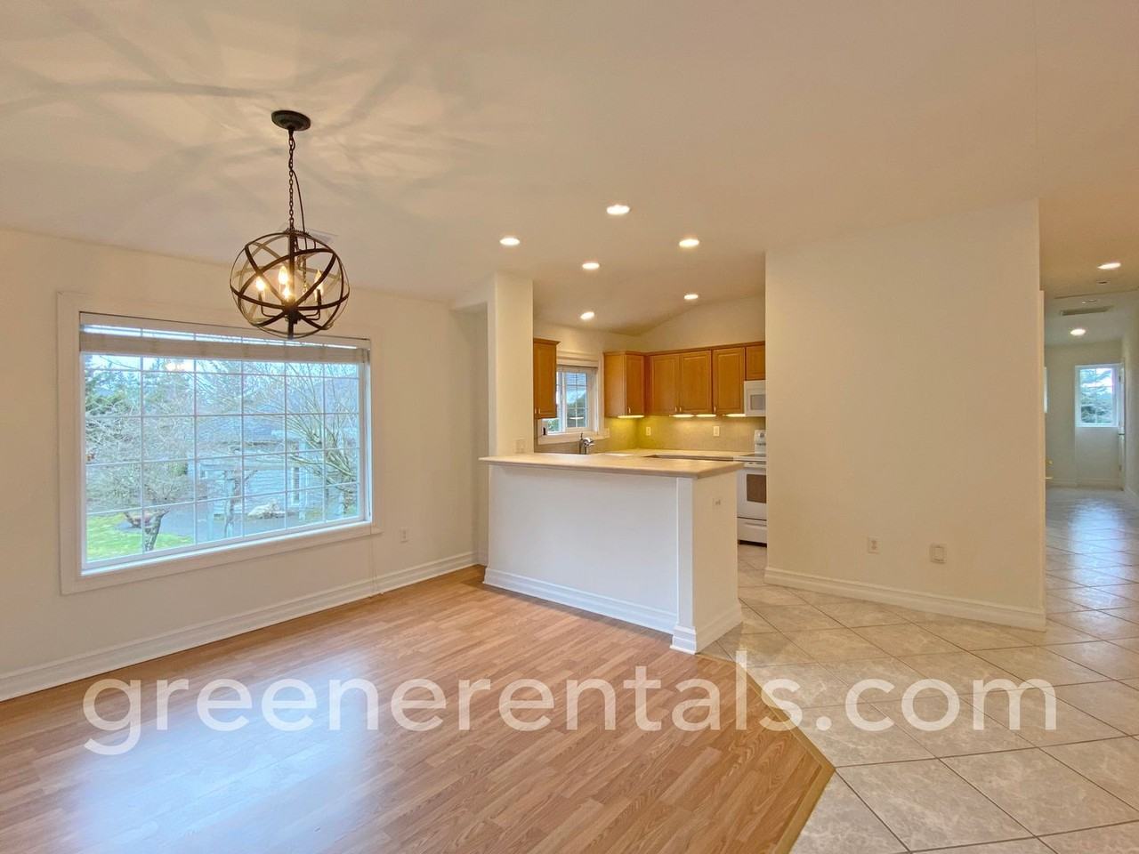 315 Westhampton Ln Sw - Photo 3 of 28