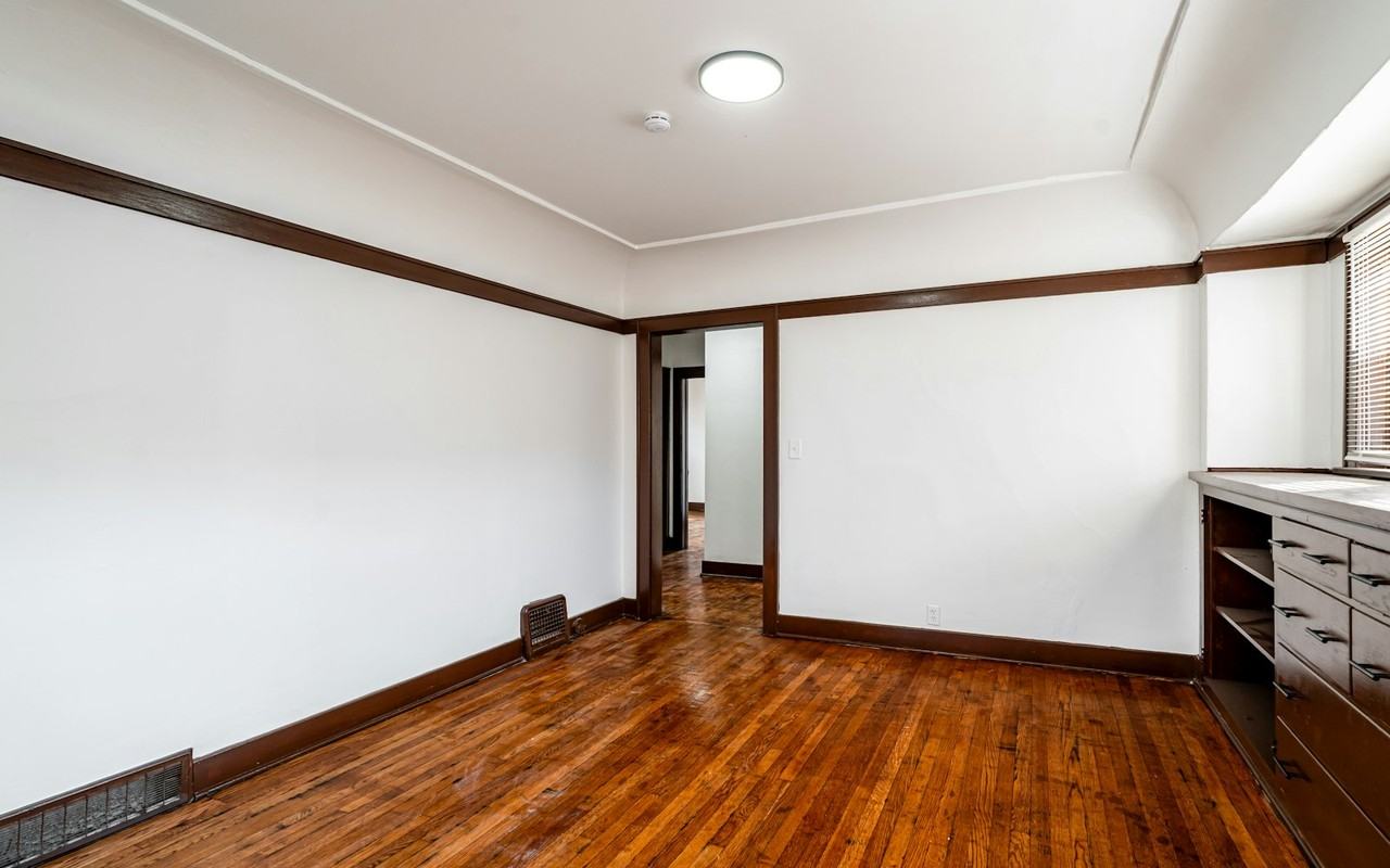 2548 North 38th Street, Unit B - Photo 3 of 21