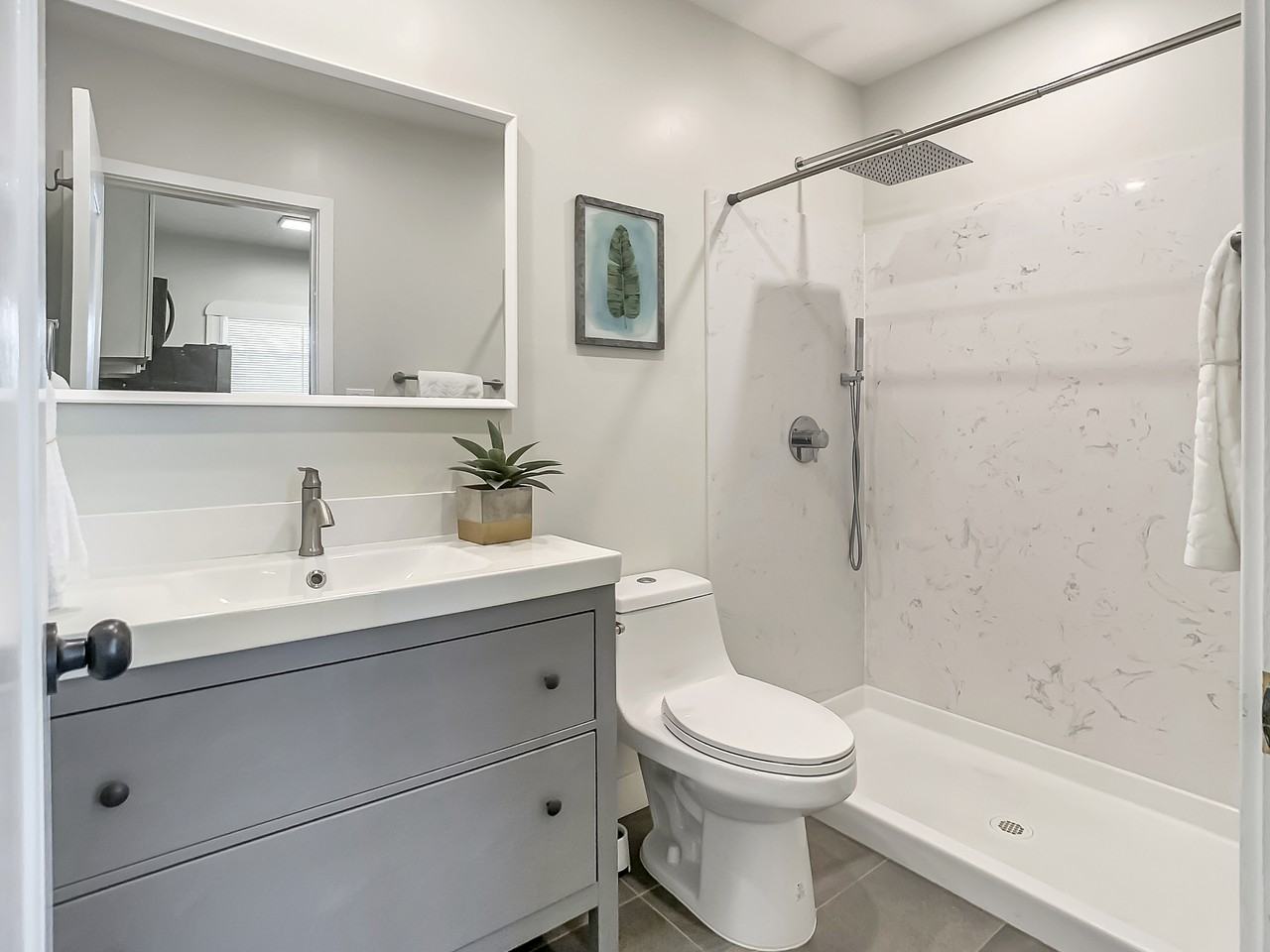 314 Hanover Ave #314 - Photo 3 of 18