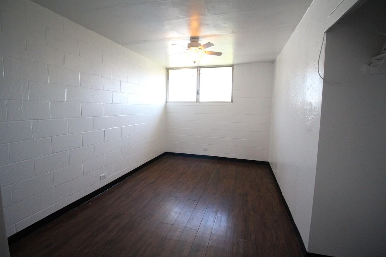 Makaha Villas - Photo 4 of 13