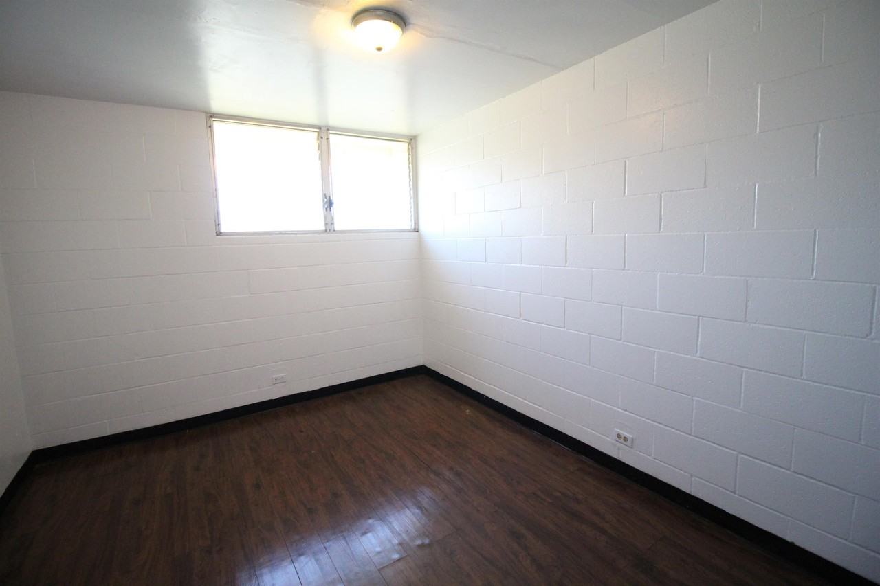 Makaha Villas - Photo 6 of 13