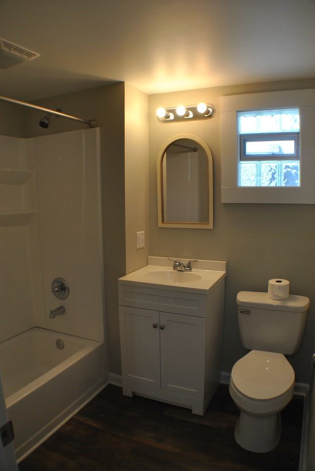 611 Pennsylvania Avenue - Photo 3 of 6