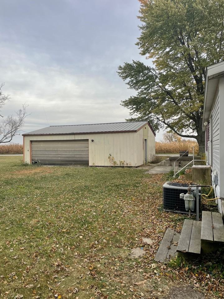 2750 West 1400 South - Photo 2 of 13