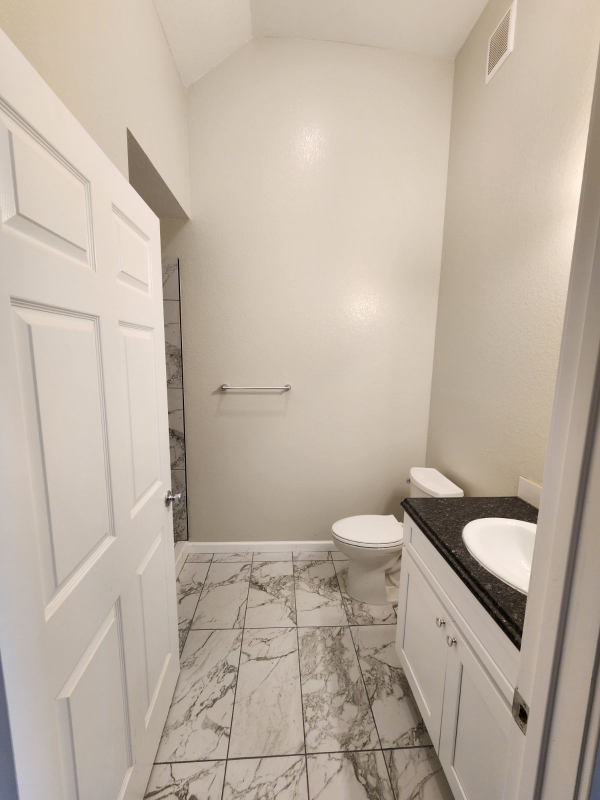 The Hub at Broad Apartments - Photo 2 of 27