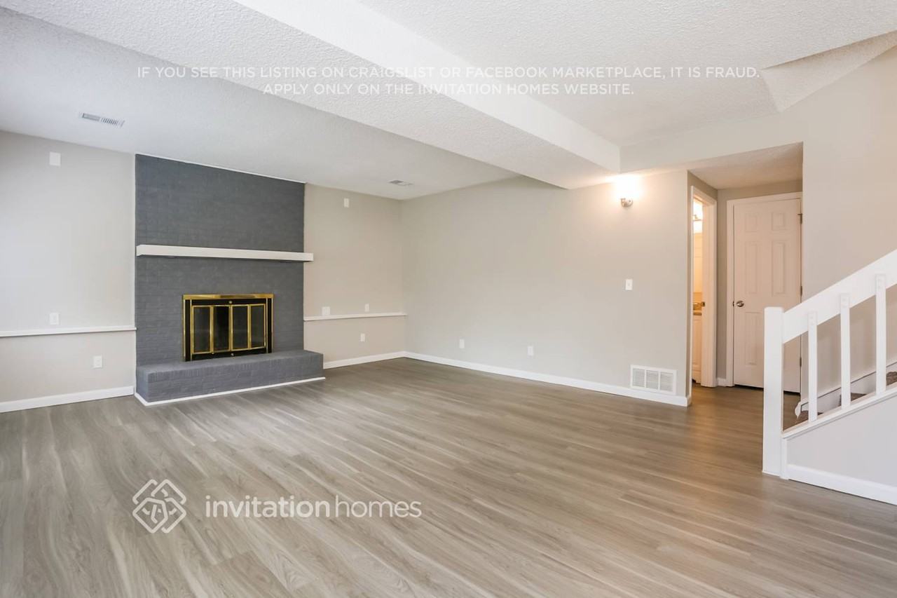 11062 Wolff Way - Photo 5 of 21