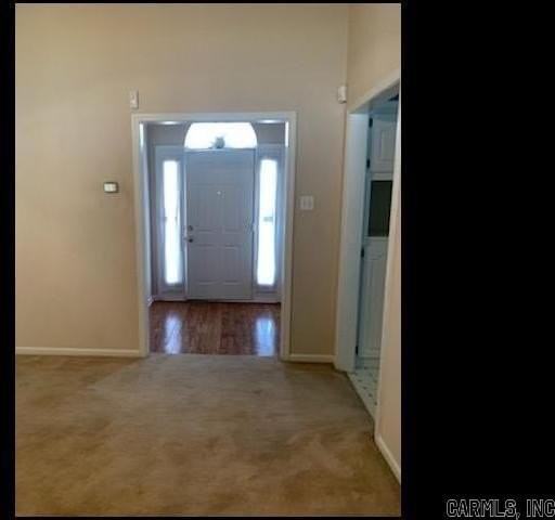 1024 Colonial Dr - Photo 2 of 16