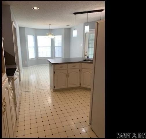 1024 Colonial Dr - Photo 5 of 16