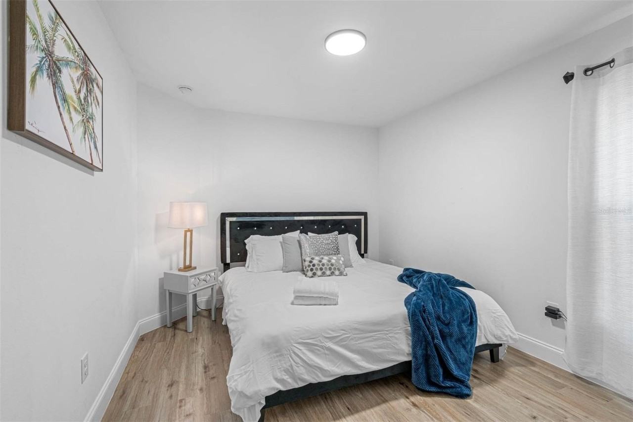 3717 E Clifton St - Photo 4 of 23