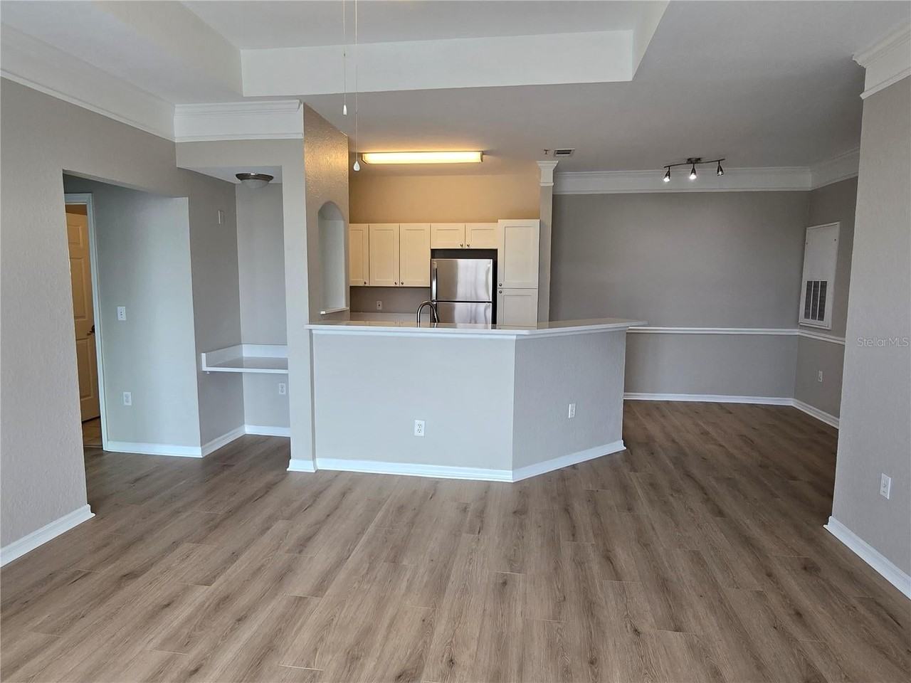 3446 Soho St - Photo 6 of 50