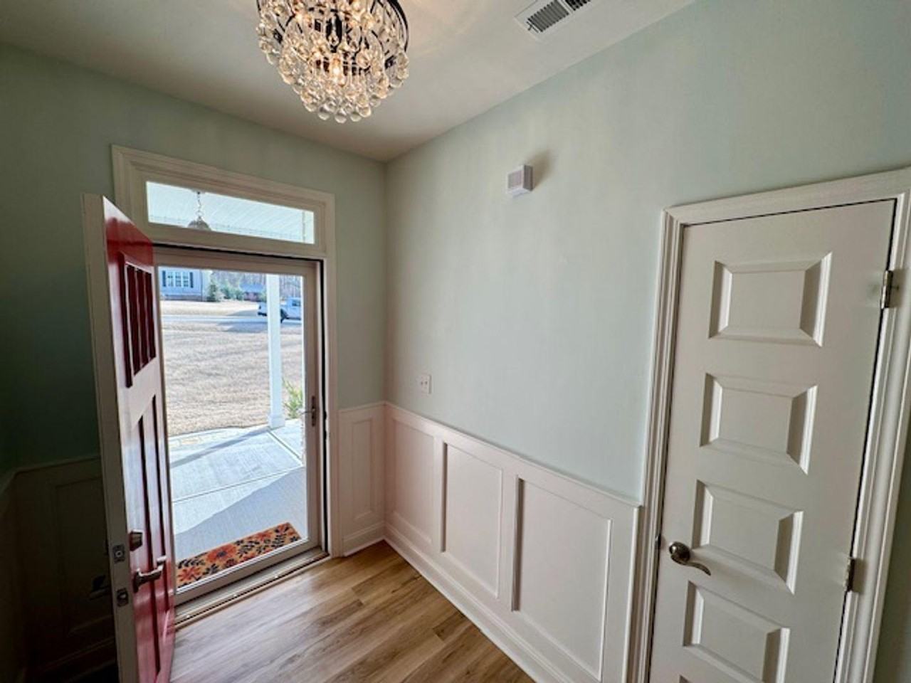 253 Newman Ln - Photo 7 of 34