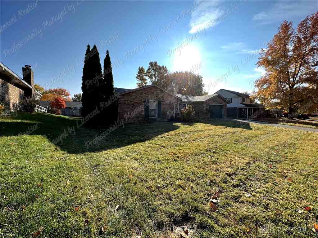 80 Nutmeg Sq - Photo 2 of 39