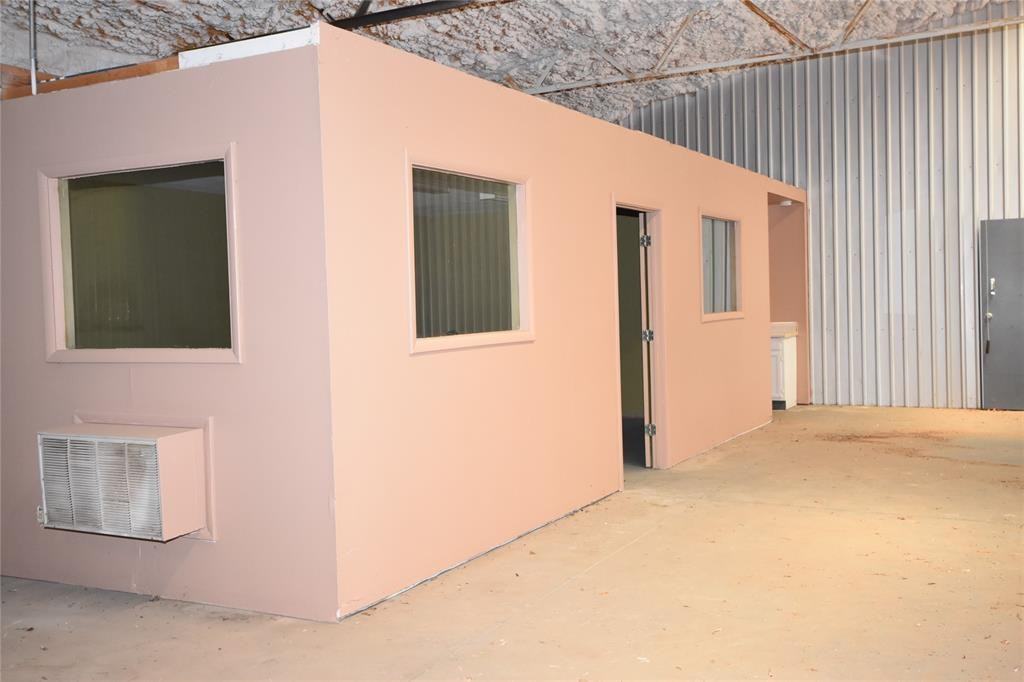 6444 Boucher Dr - Photo 3 of 29