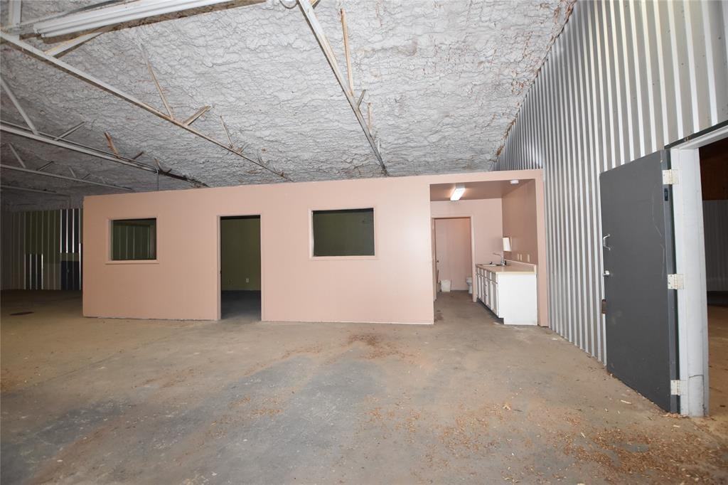 6444 Boucher Dr - Photo 5 of 29