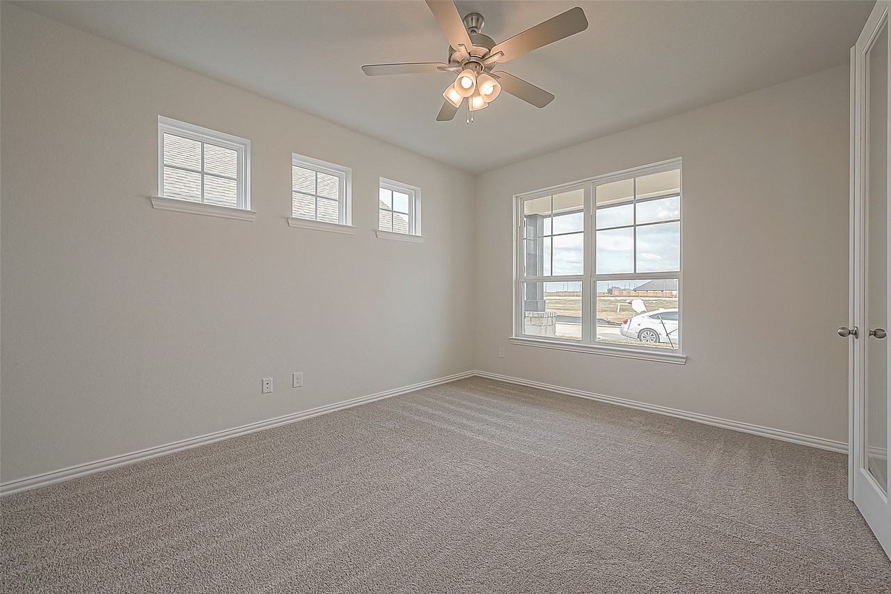 5823 Westwood Shore Dr Drive - Photo 6 of 45